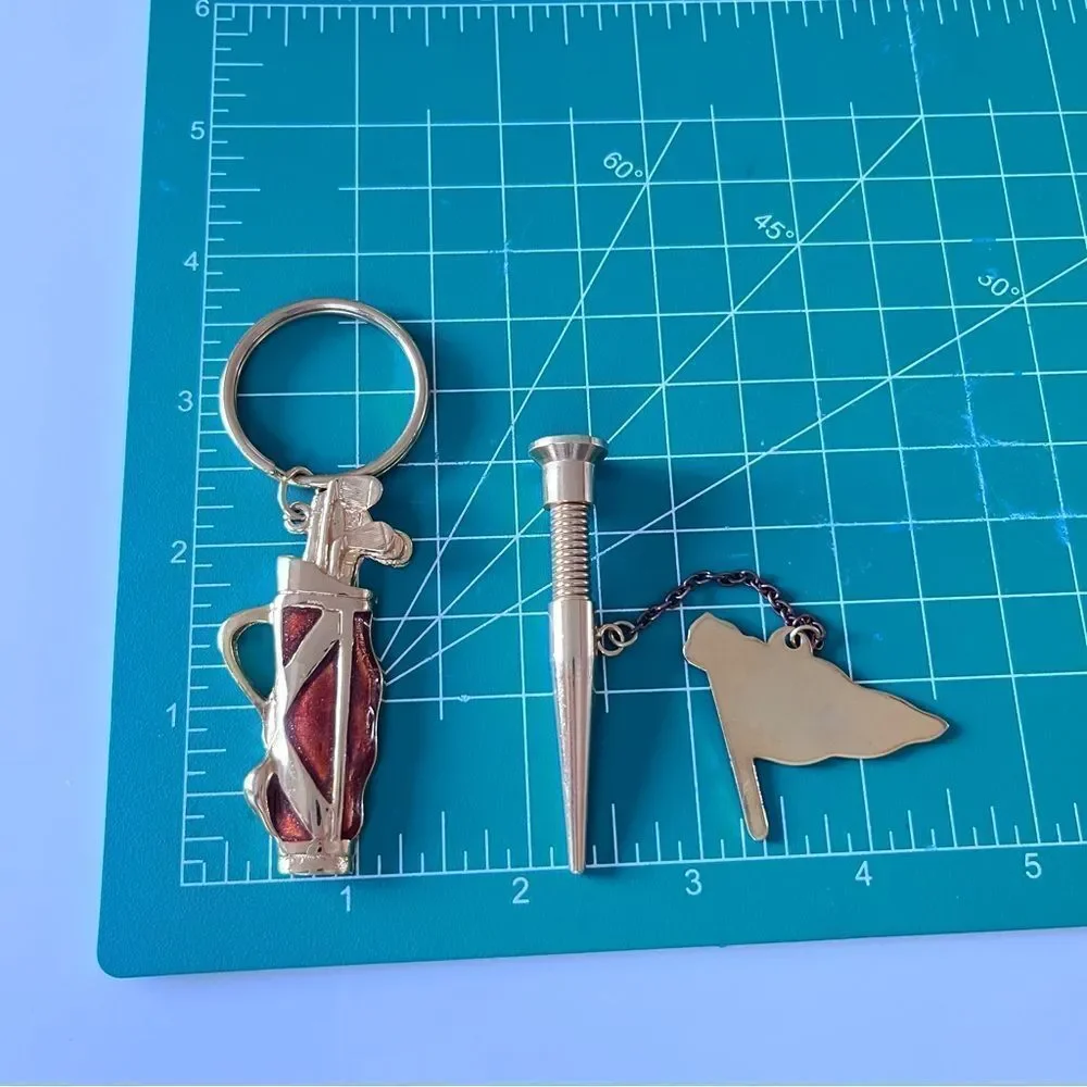 Vintage Golf Bag Keychain & Golf Tee Flag